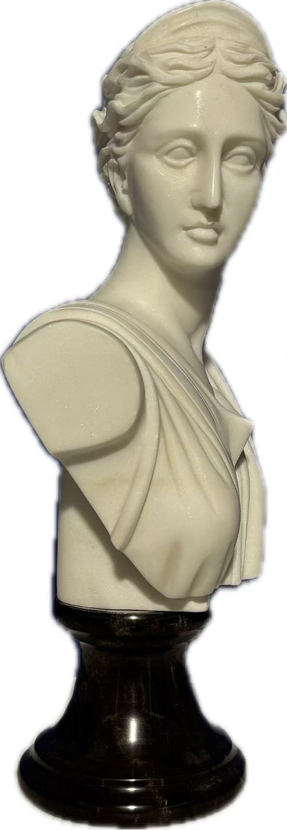 Rome Wisdom Lady Statue