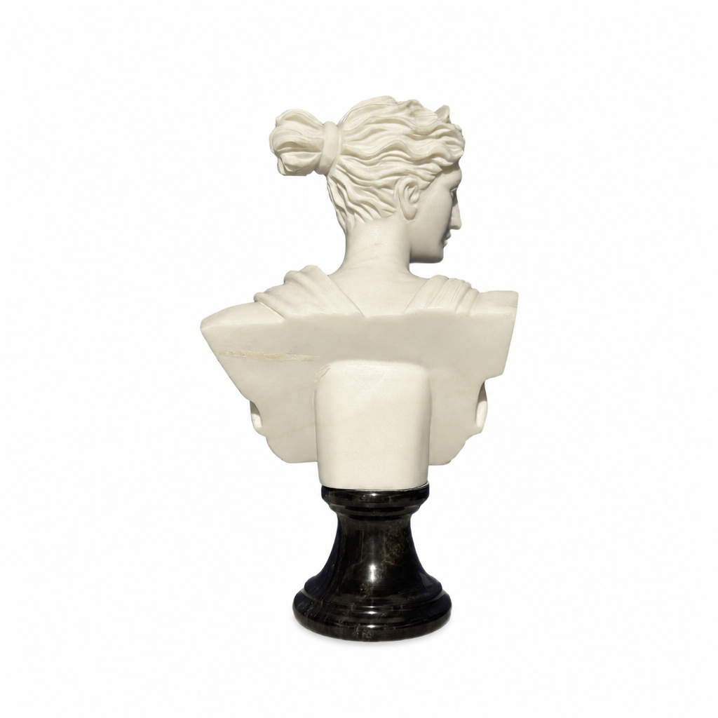 Rome Wisdom Lady Statue