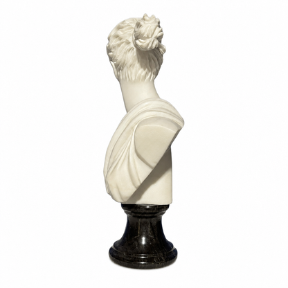 Rome Wisdom Lady Statue